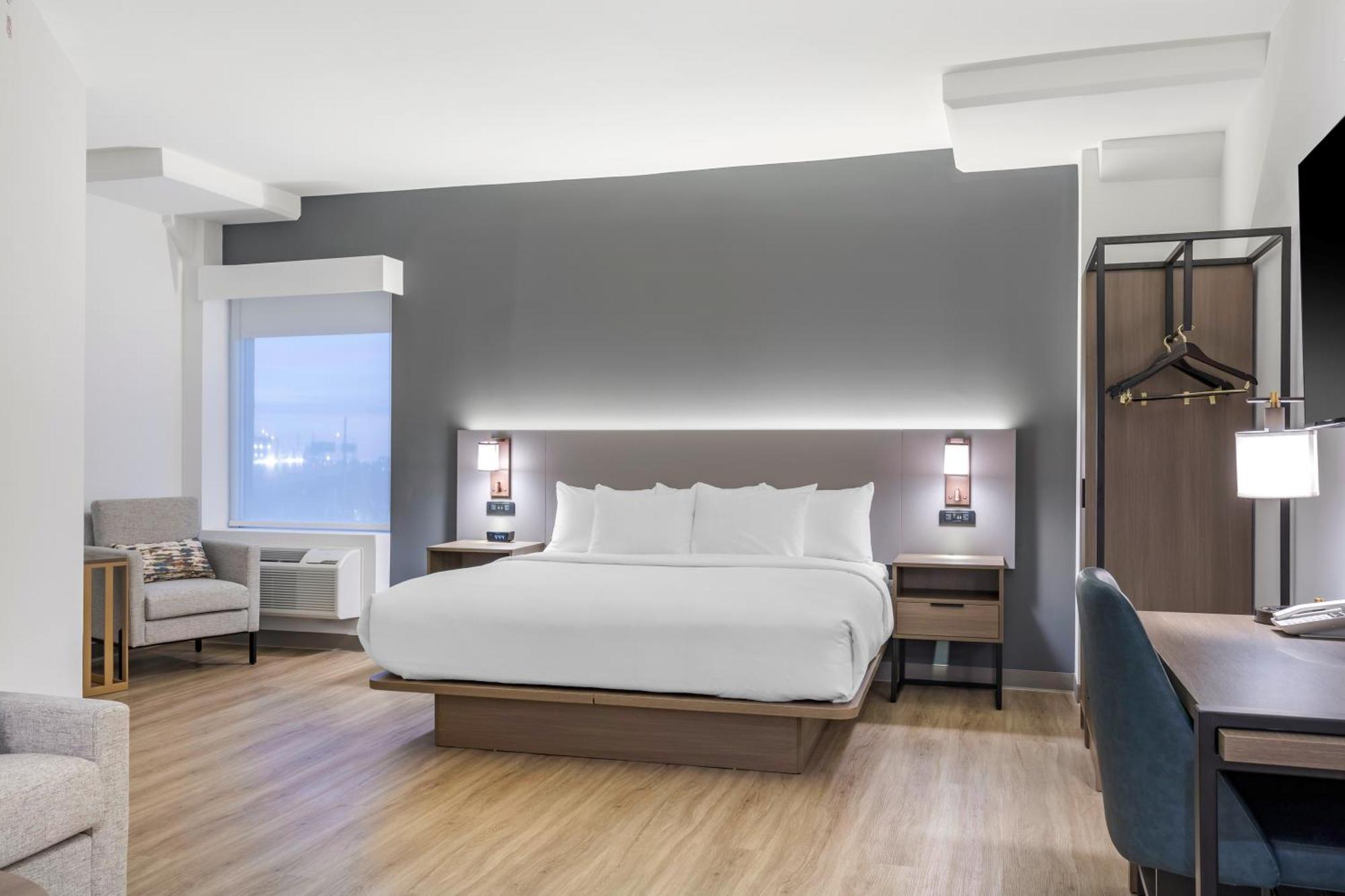 Comfort Inn & Suites Newark Liberty International Airport Εξωτερικό φωτογραφία