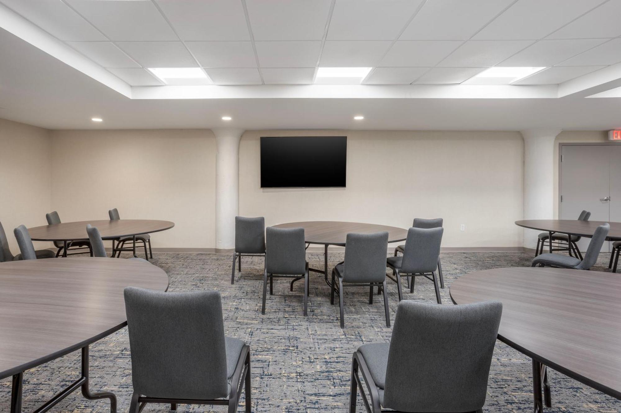 Comfort Inn & Suites Newark Liberty International Airport Εξωτερικό φωτογραφία