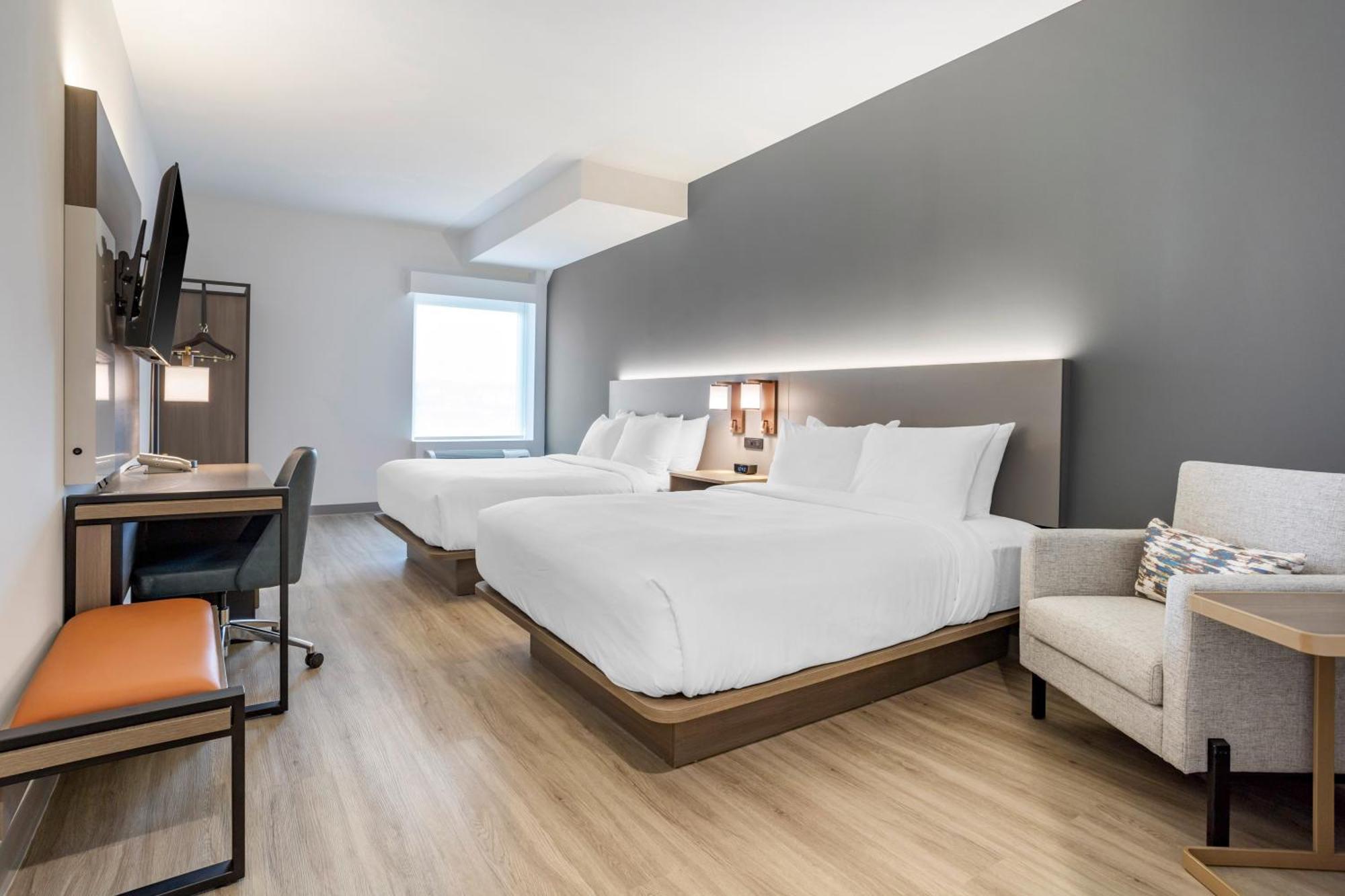 Comfort Inn & Suites Newark Liberty International Airport Εξωτερικό φωτογραφία