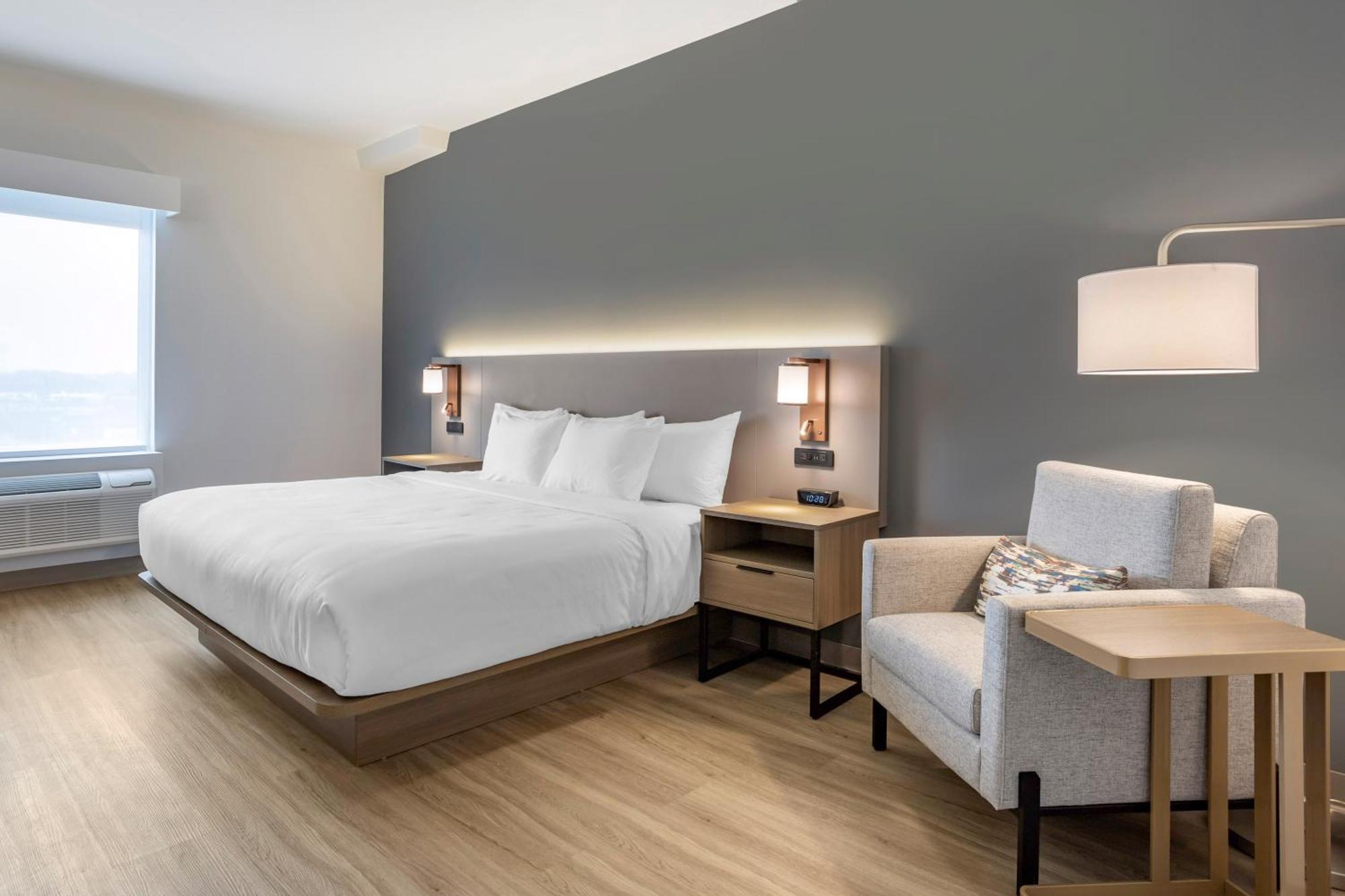 Comfort Inn & Suites Newark Liberty International Airport Εξωτερικό φωτογραφία
