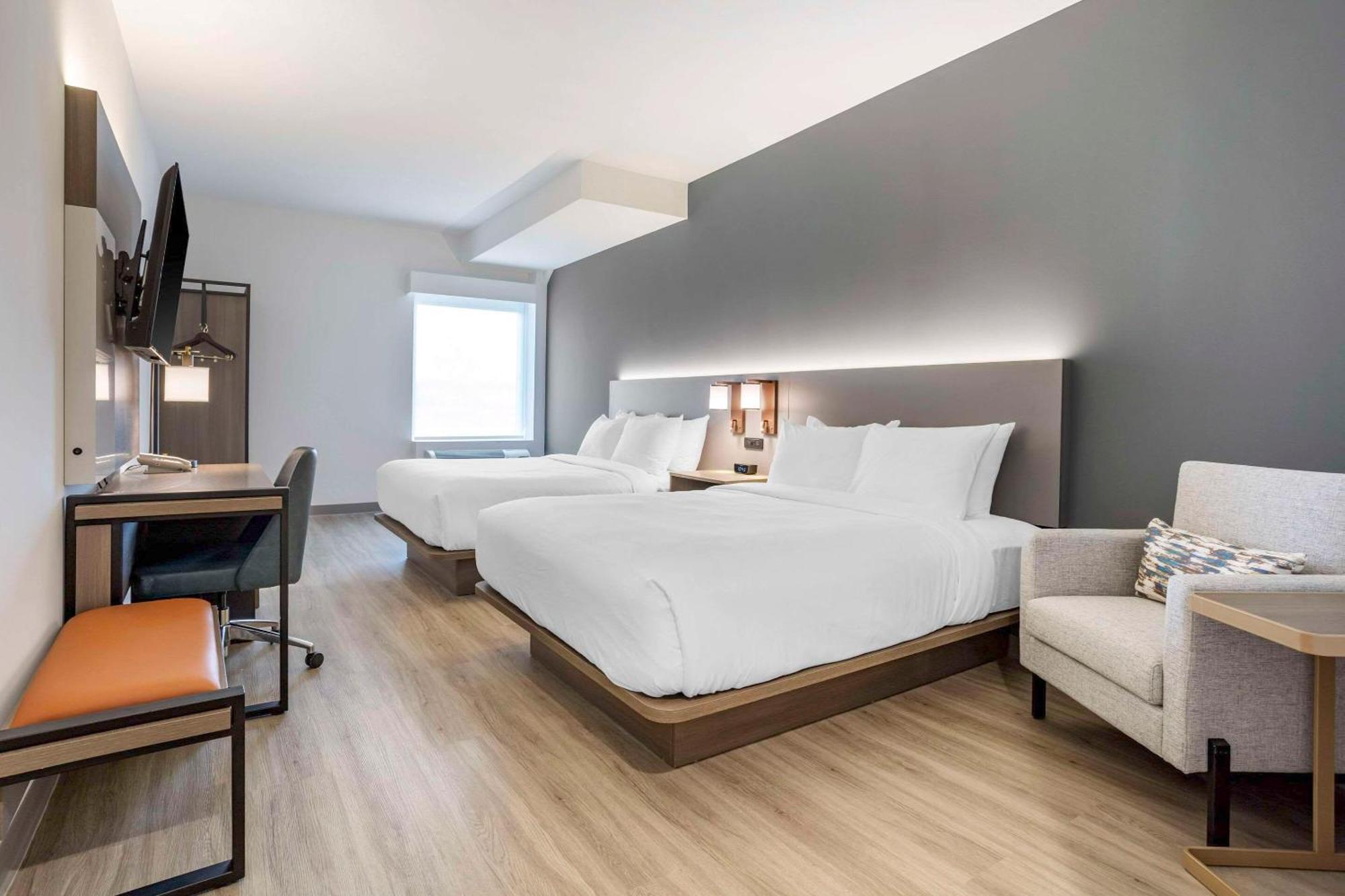 Comfort Inn & Suites Newark Liberty International Airport Εξωτερικό φωτογραφία