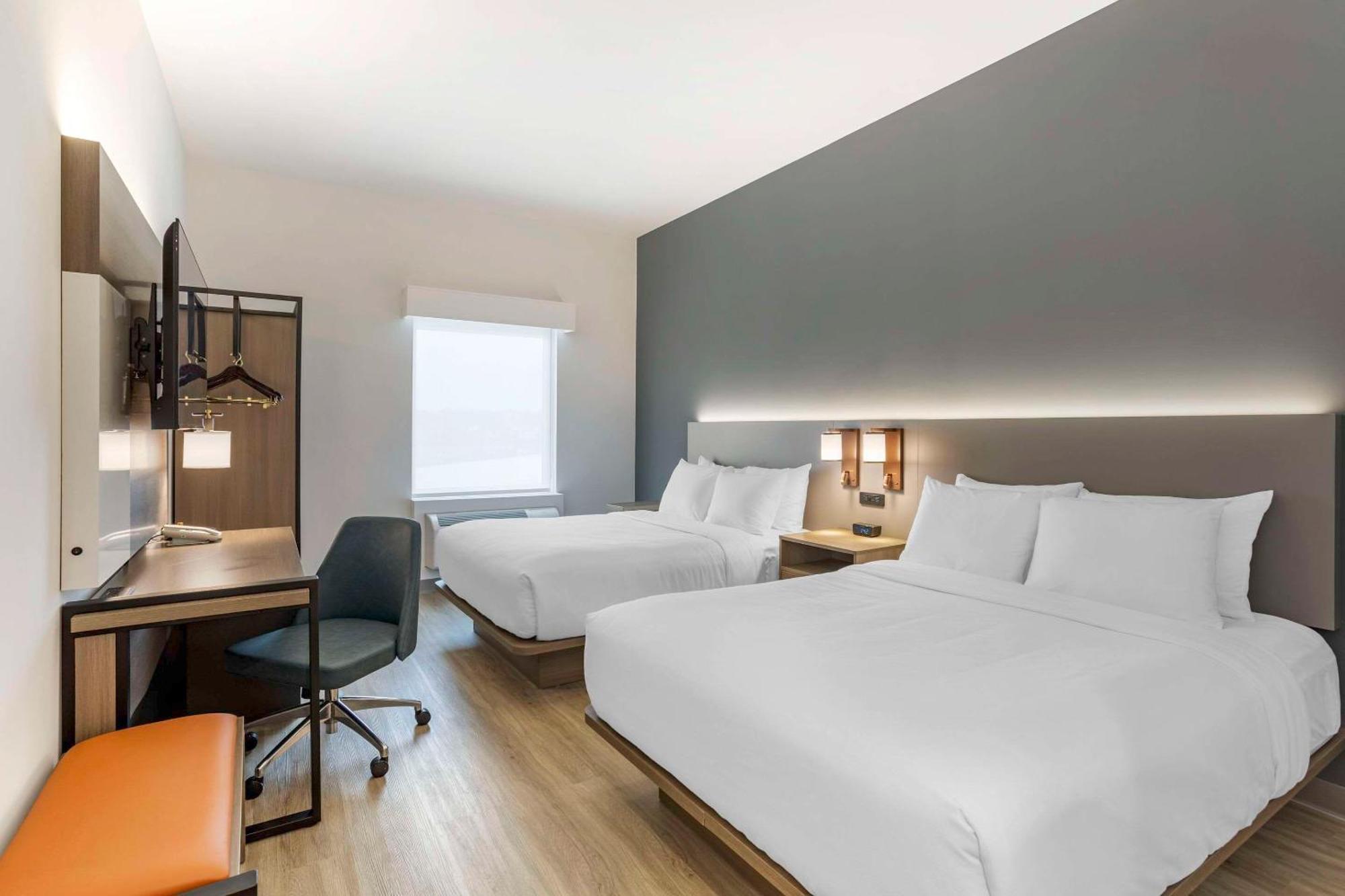 Comfort Inn & Suites Newark Liberty International Airport Εξωτερικό φωτογραφία
