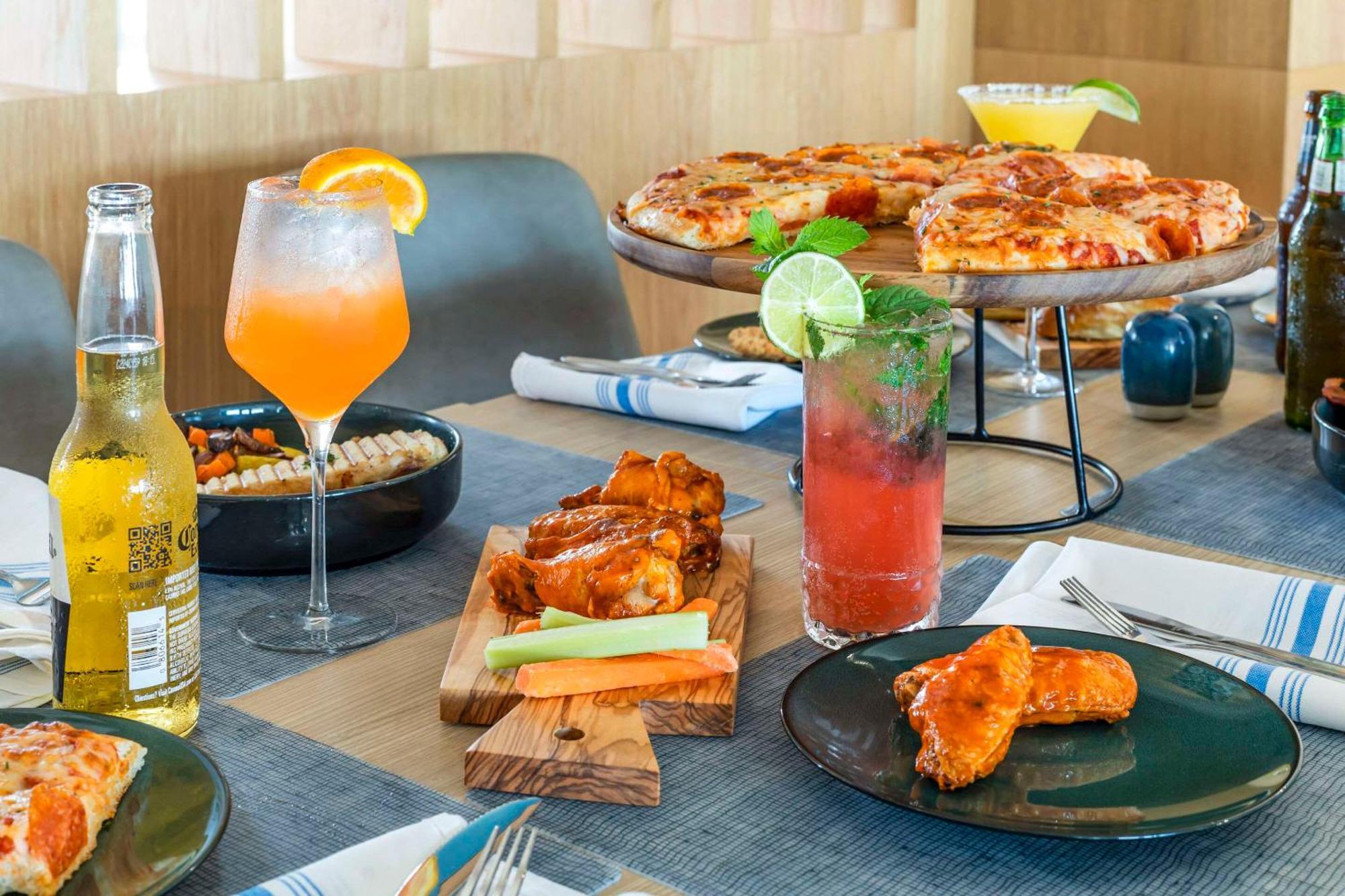 Comfort Inn & Suites Newark Liberty International Airport Εξωτερικό φωτογραφία